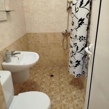Rita Apartment *